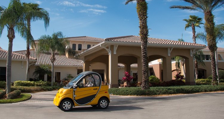 Kings Point, Luxury Retirement, Golf Cart, Private Roads